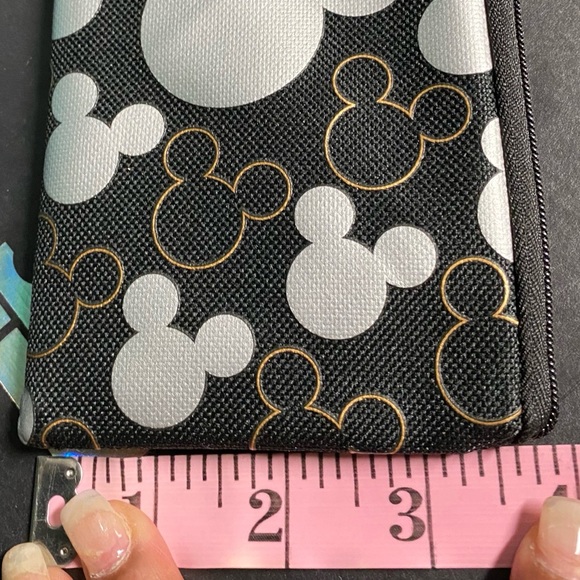🦋🦋Mickey Mouse Lanyard withCellphone Case/Coin Purse - Picture 6 of 6